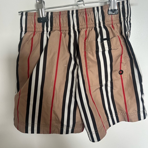 Toddler Authentic Burberry swim trunks - Picture 3 of 3
